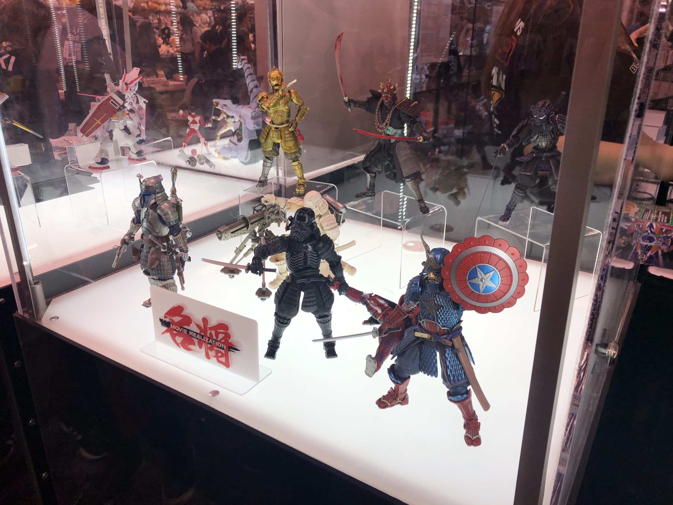 WonderCon-2019-Samurai-Figures Samurai figures at WonderCon 2019. Photo: Danny Pham/dorkaholics.