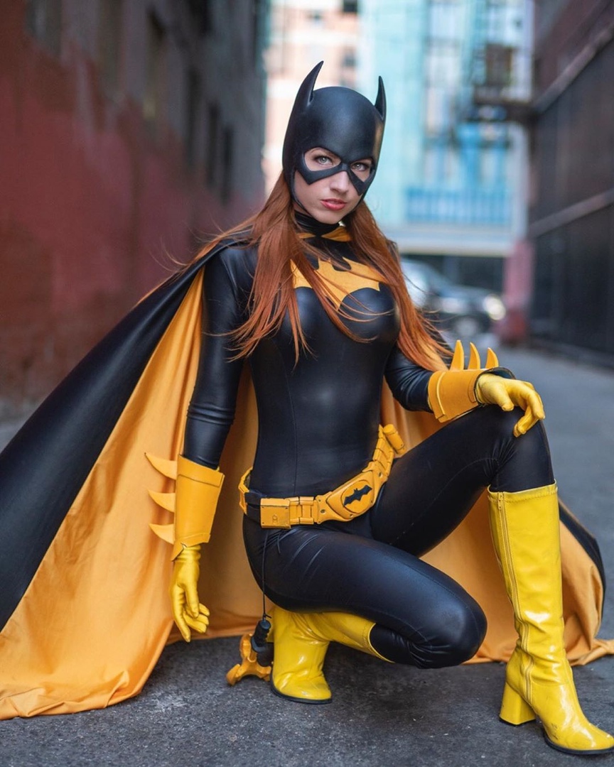 Amanda Lynne as Batgirl. Photo: Johnny Porsche, modelandmuse.com
