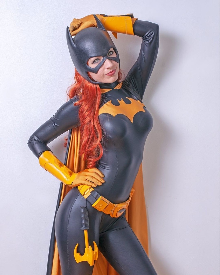 Amanda Lynne as Batgirl. Photo: Johnny Porsche, modelandmuse.com