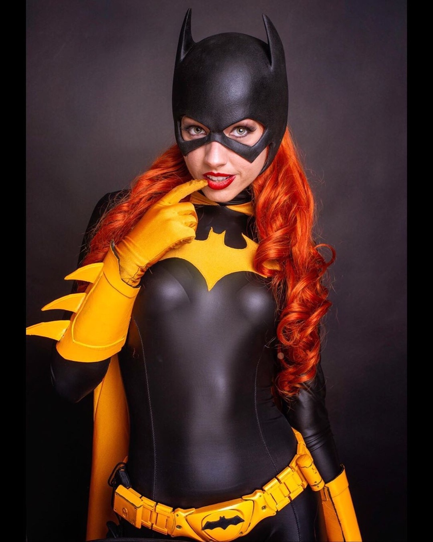 Amanda Lynne as Batgirl. Photo: Johnny Porsche, modelandmuse.com